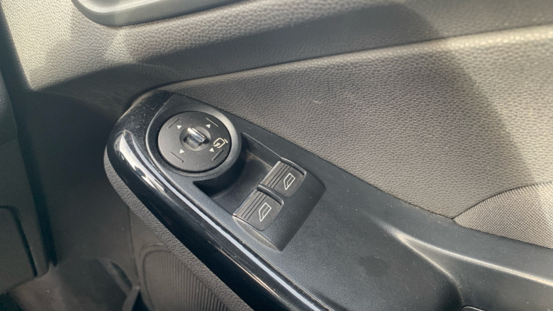 Ford Fiesta 1.6 Zetec 5dr Powershift Petrol Hatchback